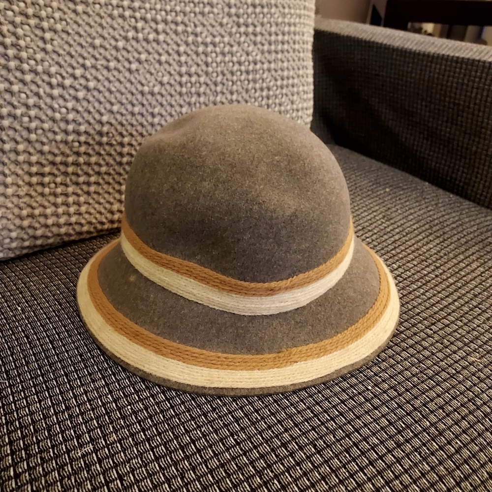 VTG Adolpho II "Escello" 100% Wool Fedora, Gray w/Cream&Tan Trim, Unisex
